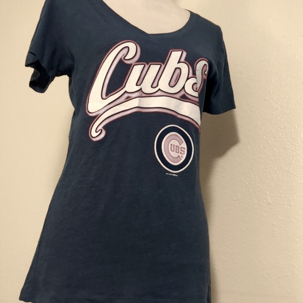 Chicago cubs tshirts blue with red and white writing size M